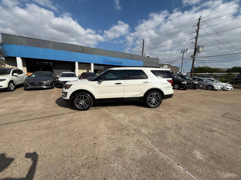 2016 Ford Explorer Sport