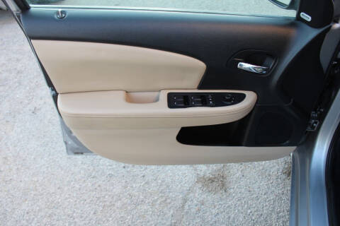 2013 Chrysler 200 Limited