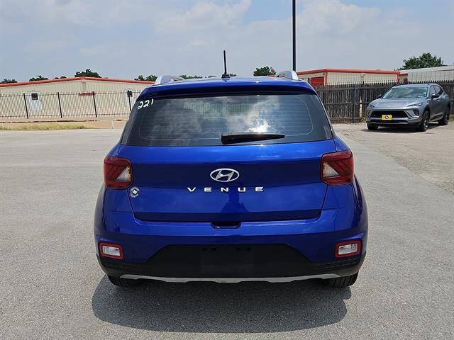 2024 Hyundai Venue SEL