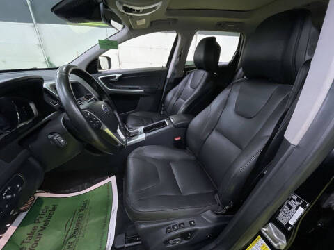 2016 Volvo XC60 T5 Drive-E Platinum