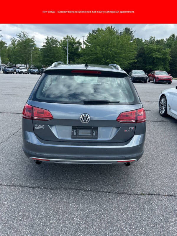 2017 Volkswagen Golf Alltrack