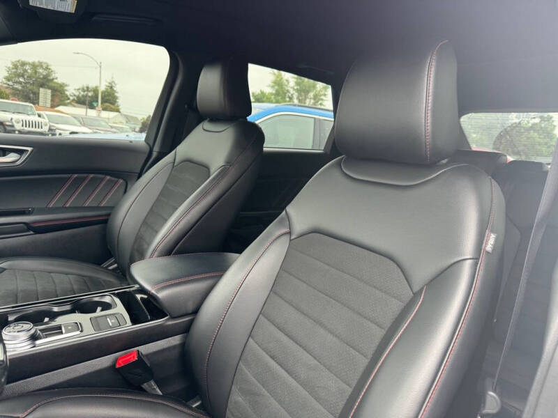 2020 Ford Edge ST Line