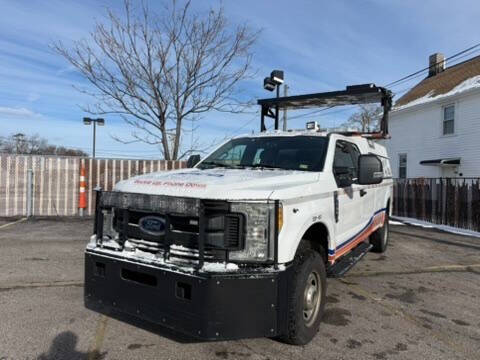 2017 Ford F-250 Super Duty XL's photo