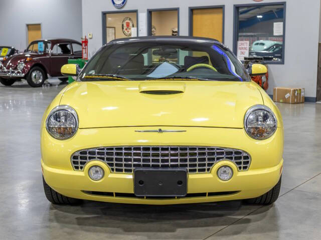 2002 Ford Thunderbird Deluxe