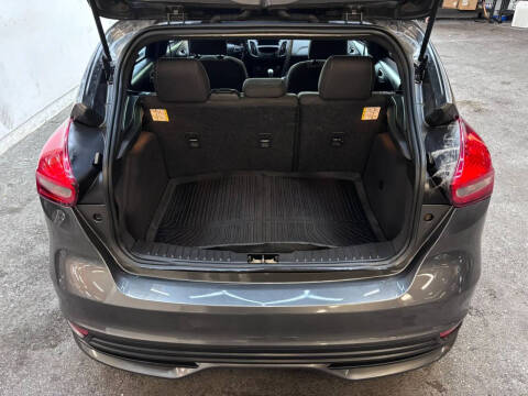 2017 Ford Focus ST