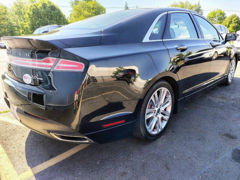 2014 Lincoln MKZ