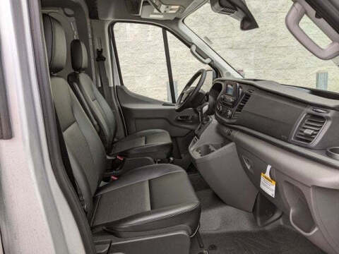 2024 Ford Transit 250