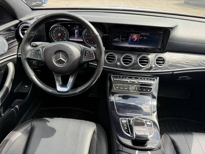 2017 Mercedes-Benz E-Class E 300 4MATIC