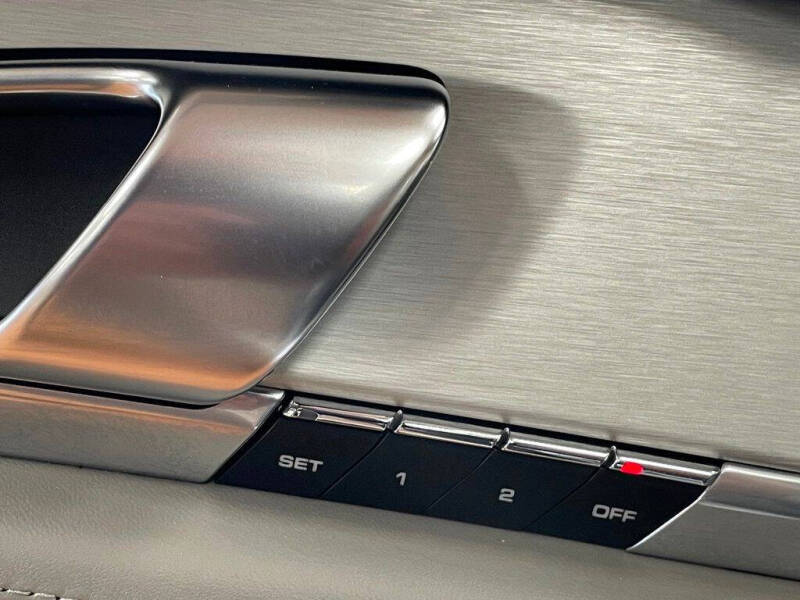 2012 Porsche Panamera Turbo