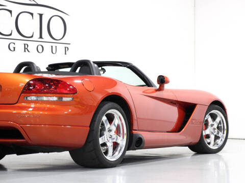 2005 Dodge Viper SRT-10