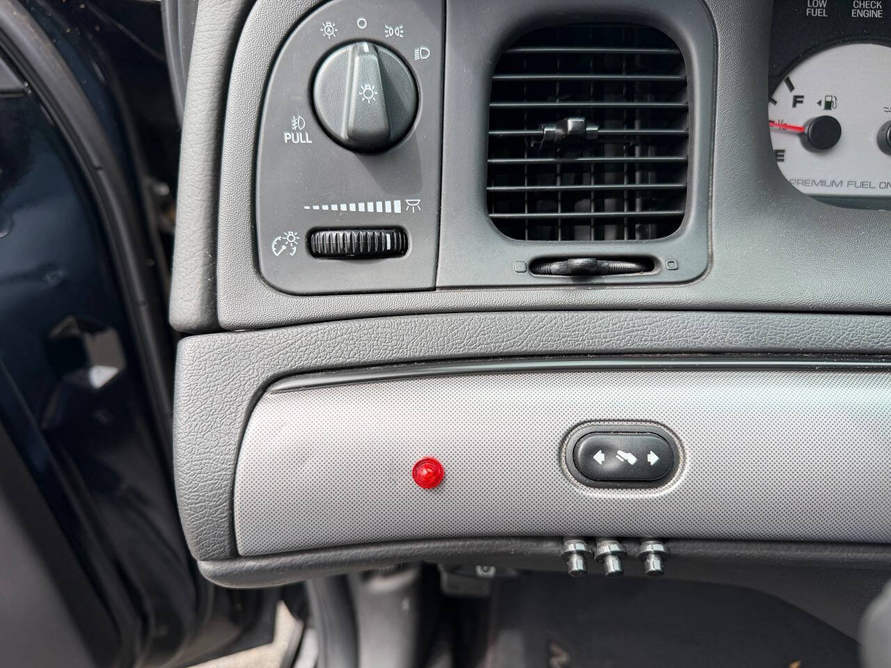 2003 Mercury Marauder 7