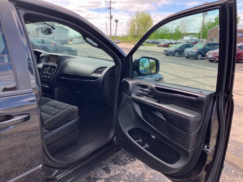 2017 Dodge Grand Caravan SE