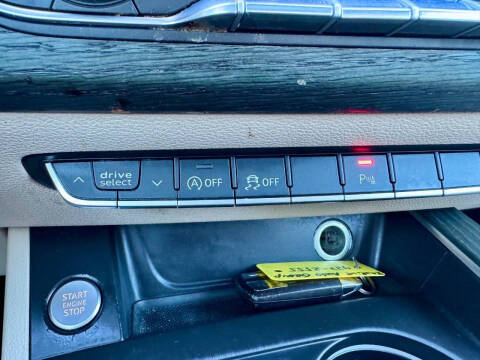 2017 Audi A4 2.0T quattro Premium Plus