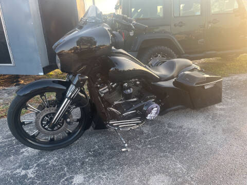 2018 HARLEY DAVIDSON STREET GLIDE for sale at Coastal Auto Ranch, Inc in Port Saint Lucie FL