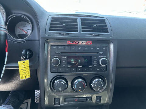 2009 Dodge Challenger SRT8