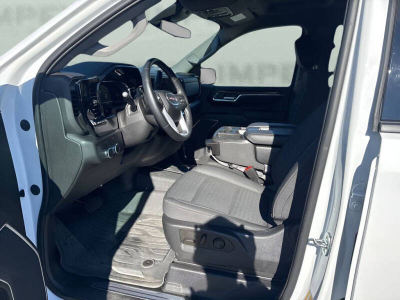 2023 GMC Sierra 1500