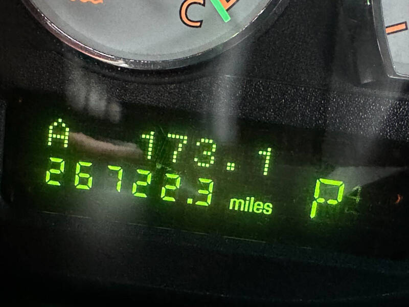 2004 Ford Thunderbird Deluxe