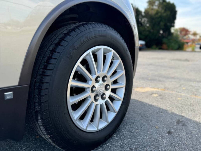 2008 Buick Enclave CXL photo 12