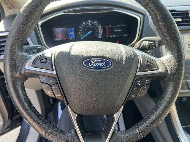 2019 Ford Fusion SEL