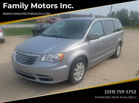 2015 Chrysler Town and Country for sale at Family Motors Inc. in Burlington IA