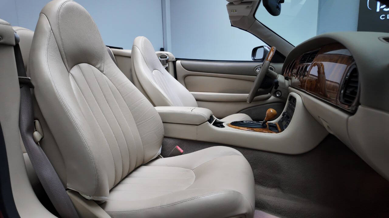 1998 Jaguar XK-Series 48