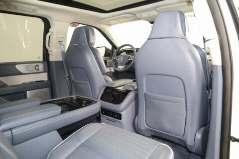 2023 Lincoln Navigator Black Label
