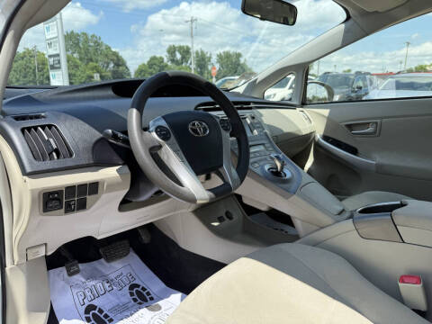 2013 Toyota Prius Two