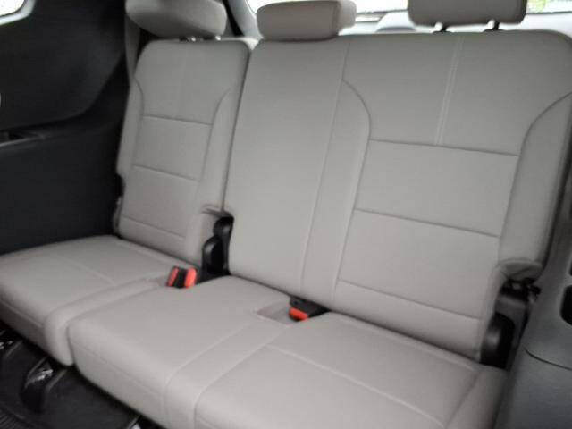2026 GMC Acadia Elevation - Photo 11