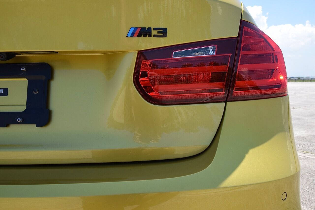 2015 BMW M3 16