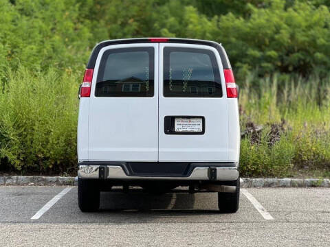 2019 GMC Savana 2500