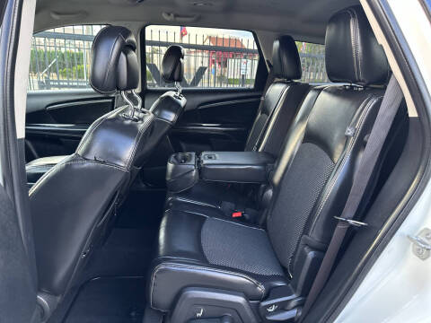 2017 Dodge Journey Crossroad Plus