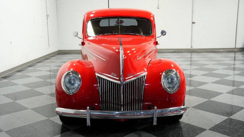 1939 Ford Deluxe