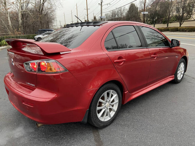2016 Mitsubishi Lancer ES