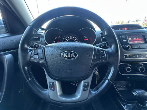 2015 Kia Sorento LX