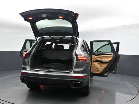 2016 Porsche Cayenne