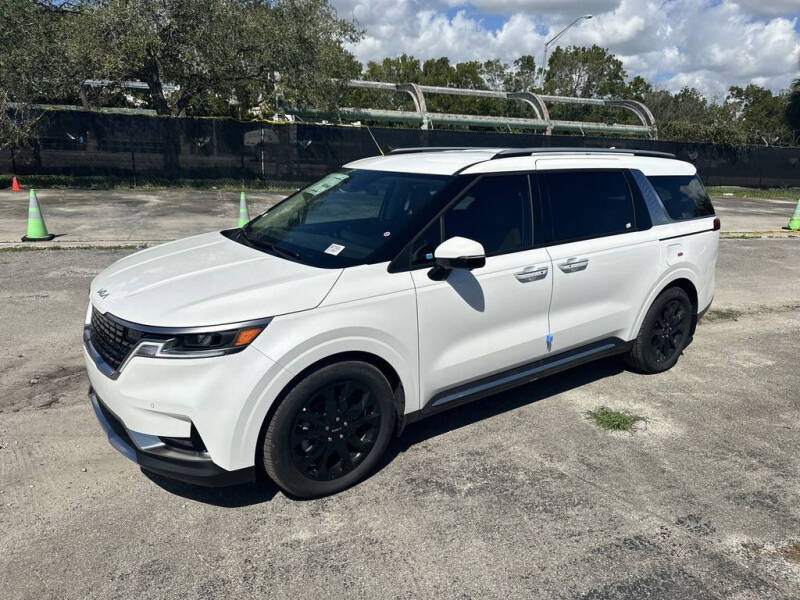 2024 Kia Carnival SX