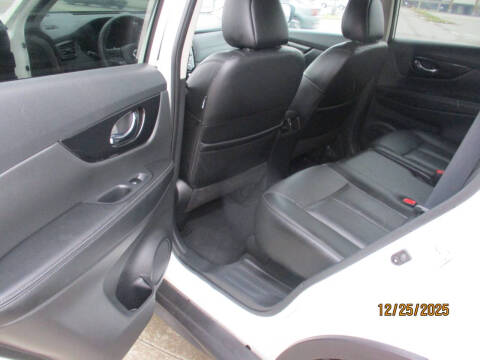 2017 Nissan Rogue SL