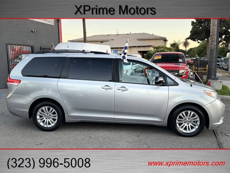 2013 Toyota Sienna XLE 8-Passenger