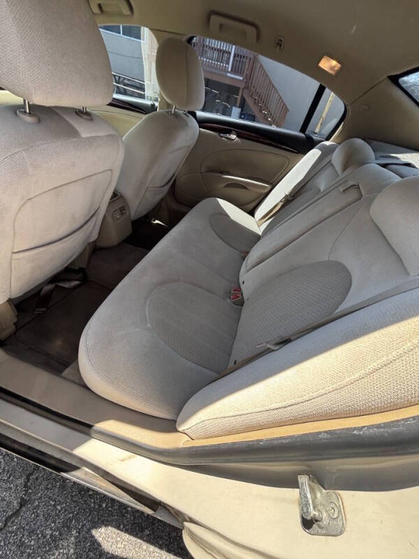 2011 Buick Lucerne CX