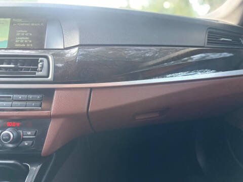 2013 BMW 5 Series 528i