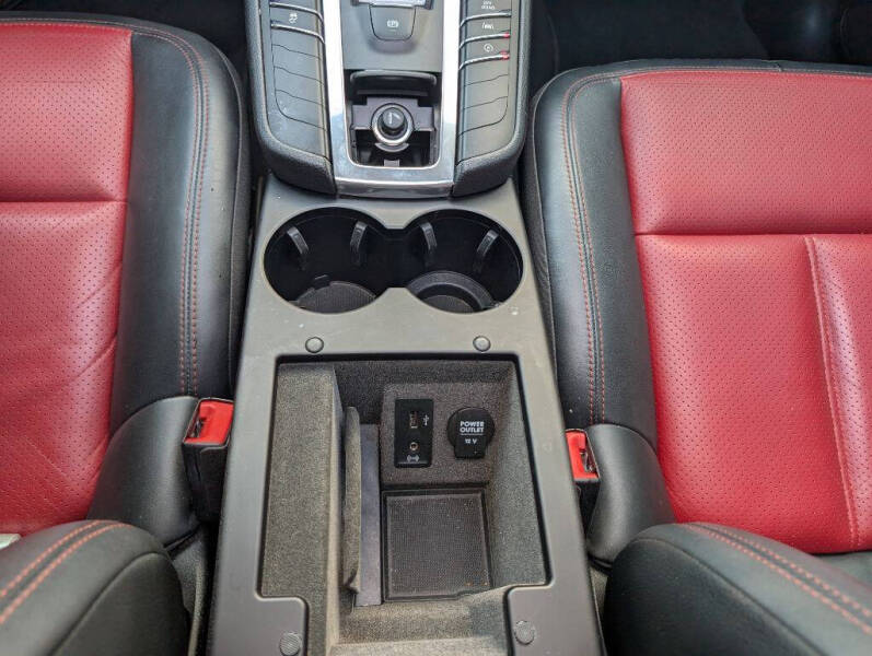 2018 Porsche Macan S