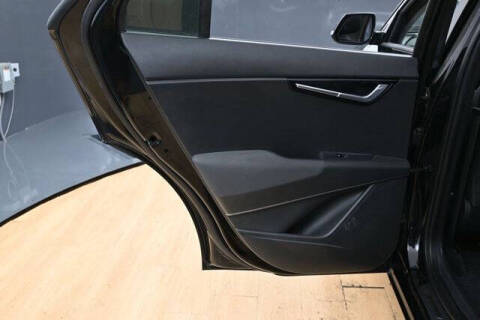 2023 Kia Niro SX Touring