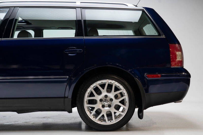2004 Volkswagen Passat W8 4Motion
