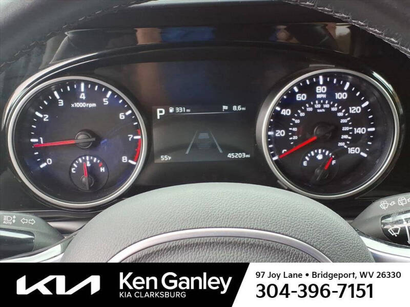 2022 Kia Carnival SX