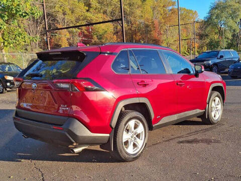 2021 Toyota RAV4 Hybrid XLE