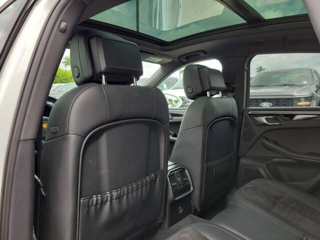 2021 Porsche Macan