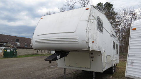2001 Forest River Wildcat 5th Wheel Handyman Special Needs Work for sale at Southern Trucks & RV in Springville NY
