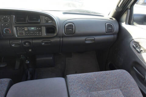 2002 Dodge Ram 2500 ST