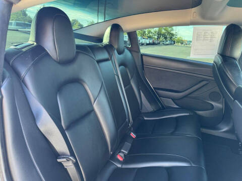 2022 Tesla Model 3 Performance