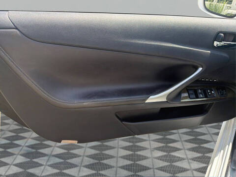 2011 Lexus IS 250C
